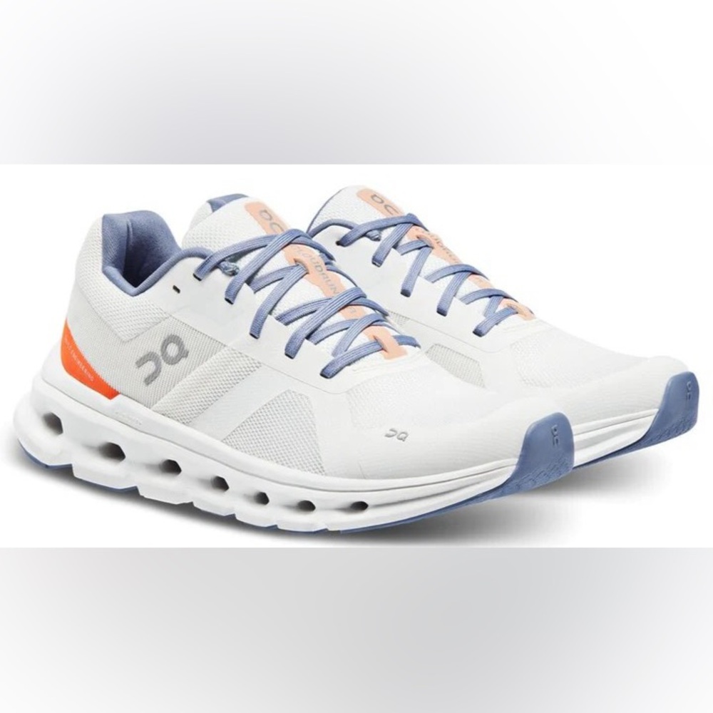 On Running Cloudrunner Wide US 7.5 Women’s
